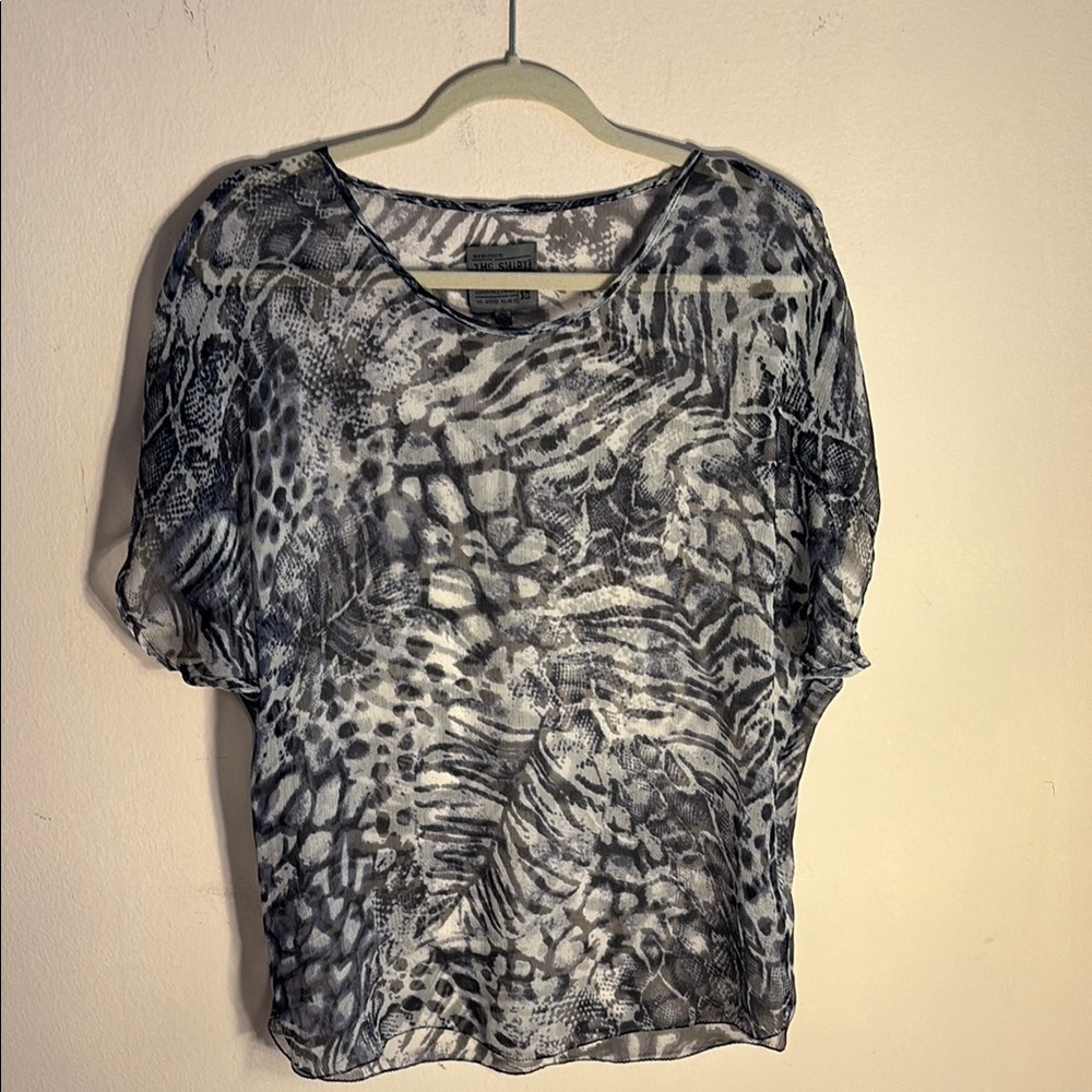 Gray and Black Graphic Relaxed Blouse